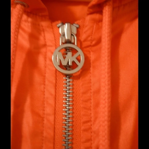 Michael Kors light coat - Picture 1 of 4